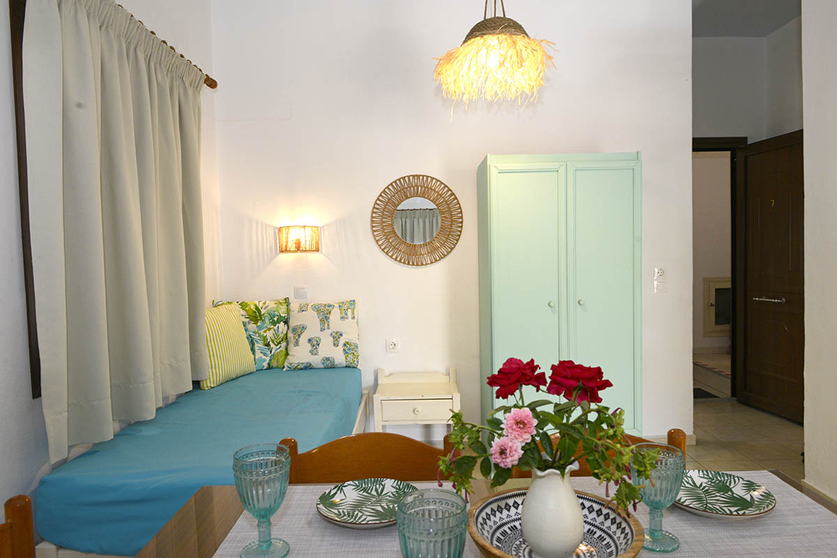 Apartment (No 7)