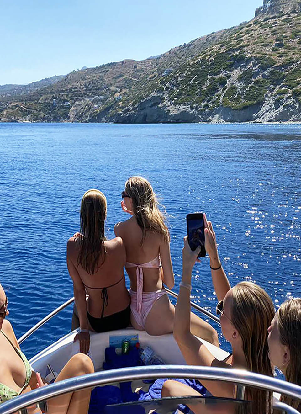 Activities in Agia Pelagia - Things to Do and Places to Visit! 4 Boat trips and rentals in Agia Pelagia 960x1320 1