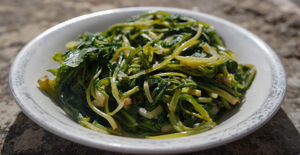 Cretan boiled wild greens